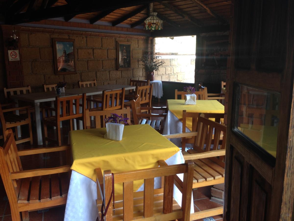 Plaza Don Gabino Hotel Y Restaurante Mineral de Angangueo Exterior photo
